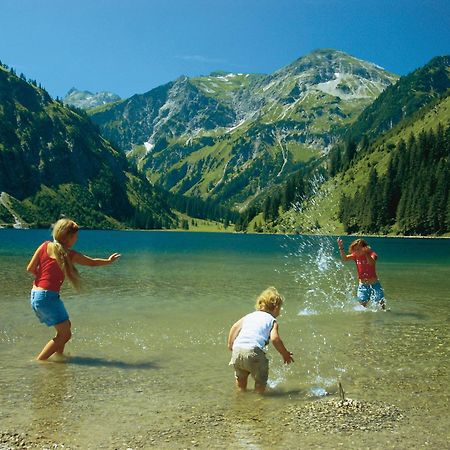 Landhaus Alpensonne Schattwald Buitenkant foto